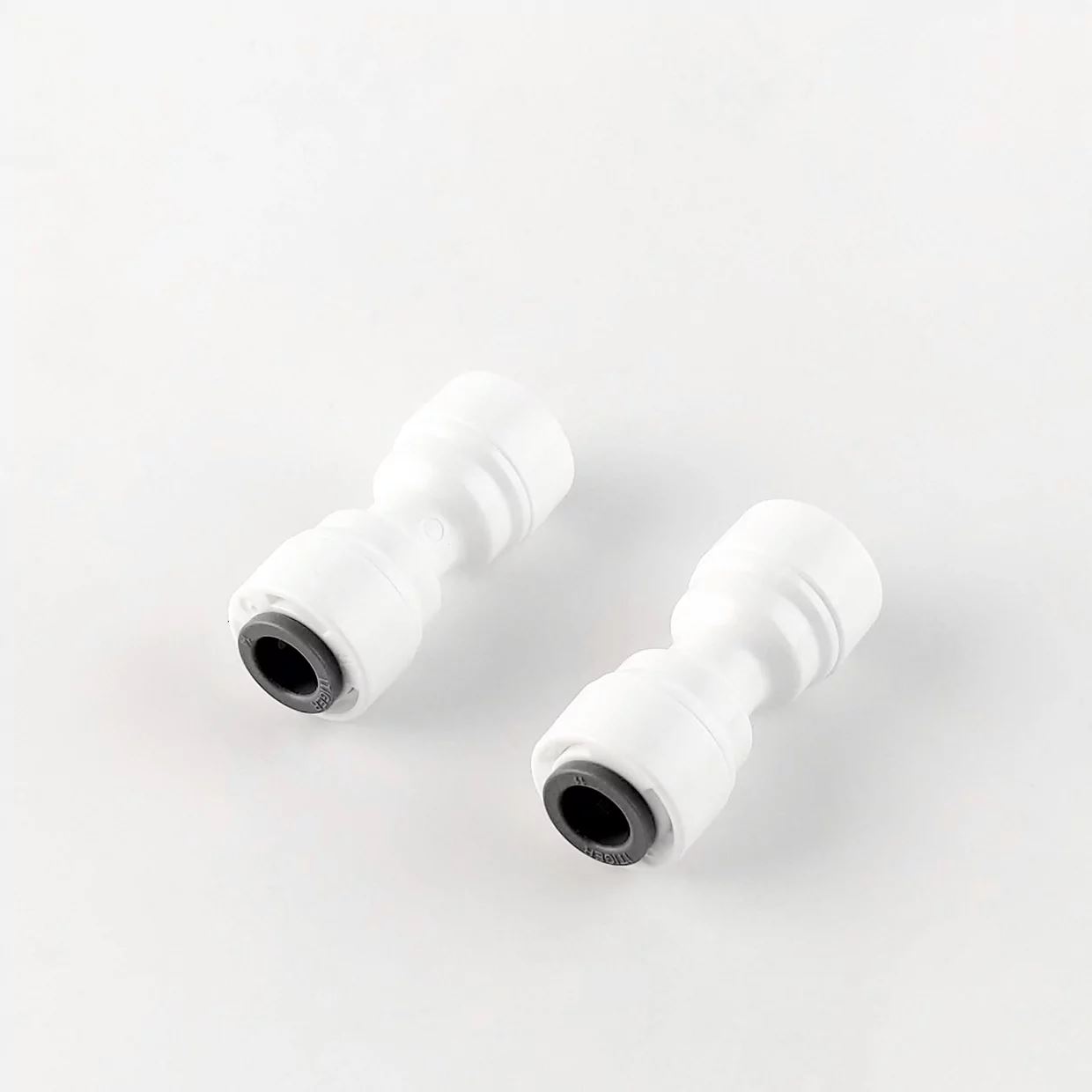 Фітинг прямий Raifil 1810-A (4U4) 1/4"-1/4" (трубка-трубка)