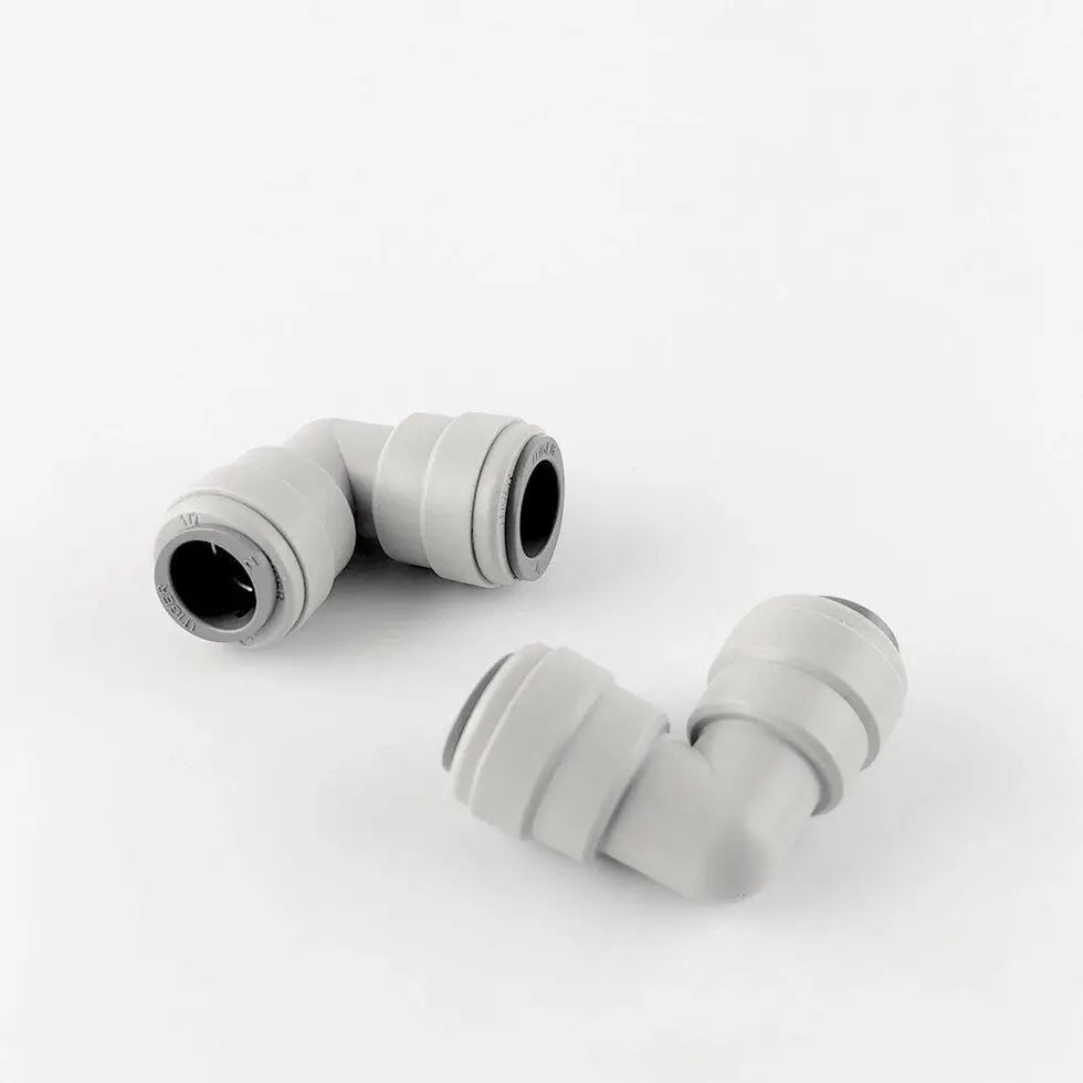 Фітинг кутовий Raifil 1818-F (8UE8) 1/2"-1/2" (трубка-трубка)