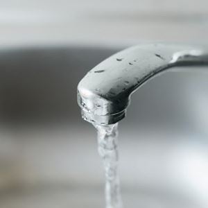 Тиск води в трубопроводі