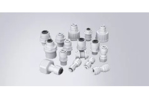 Пластмассовые фитинги и шланги