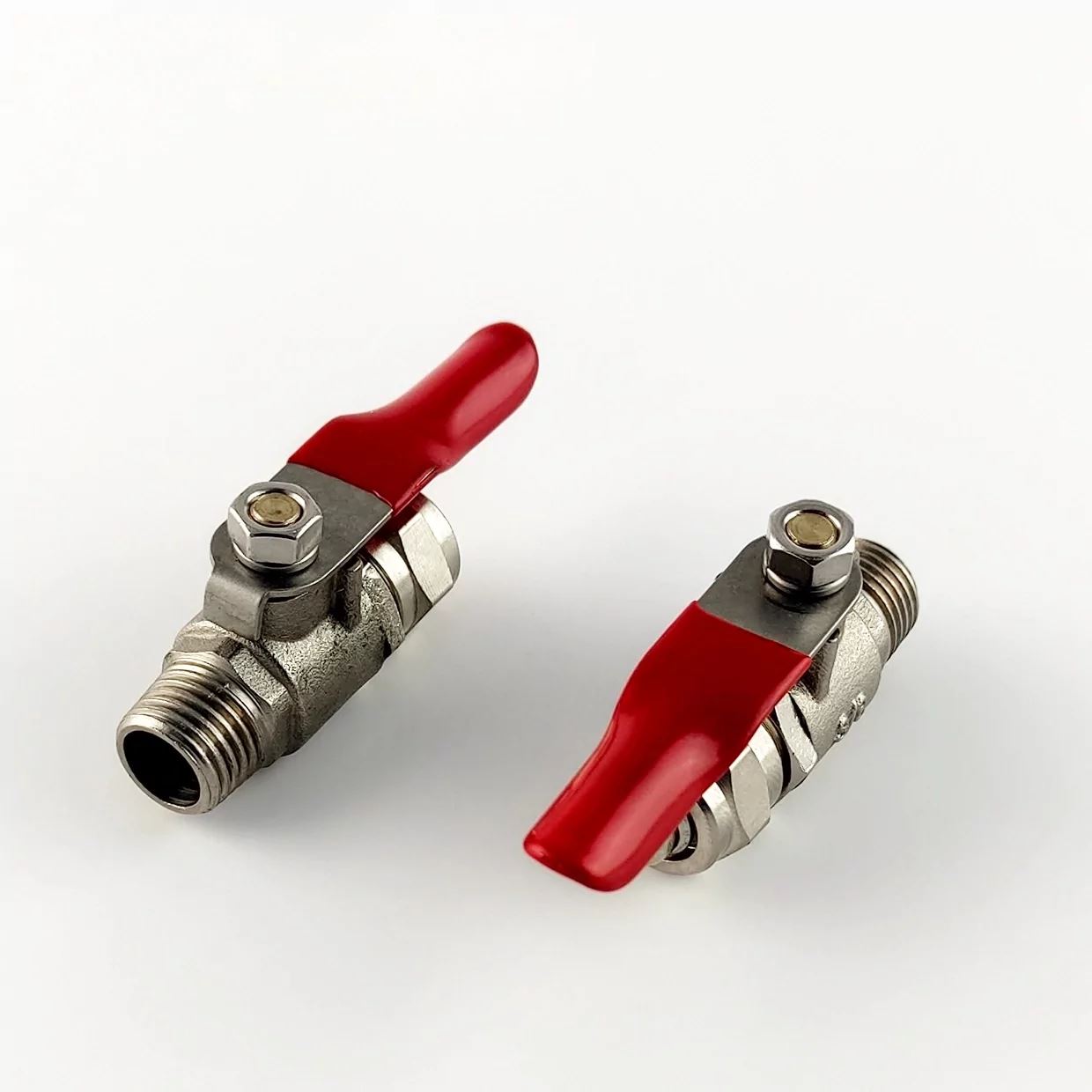 Шаровый вентиль Raifil под трубку 3/8"